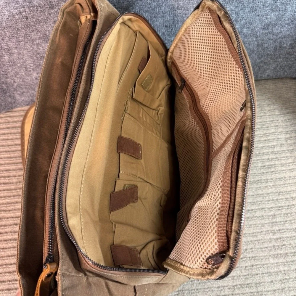 N/A rugged messenger
